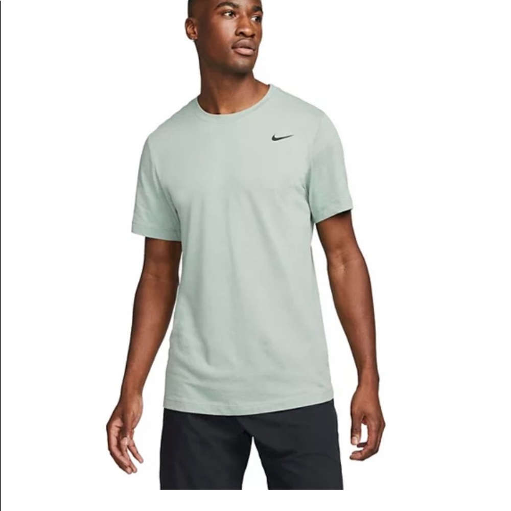 Nike dri fit tee